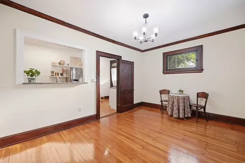 Dining - 1308 Holman Ave, Covington, KY 41011 photo 2 of 2