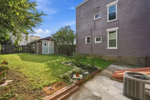 Exterior - 1308 Holman Ave, Covington, KY 41011 photo 3 of 7