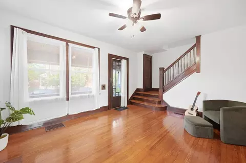 Living - 1308 Holman Ave, Covington, KY 41011 photo 2 of 8