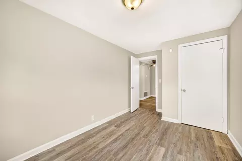 Bedroom - 902 Baker St, Covington, KY 41011 photo 1 of 3