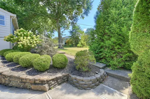 Exterior - 447 White Oak Dr, Edgewood, KY 41017 photo 10 of 10