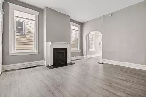 Living - 2033 Mackoy St, Covington, KY 41014 photo 2 of 2