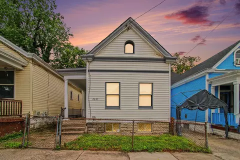 Exterior - 2033 Mackoy St, Covington, KY 41014 photo 2 of 5