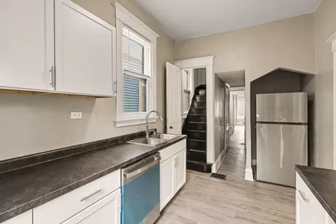 Entry Way - 2033 Mackoy St, Covington, KY 41014 photo 1 of 2