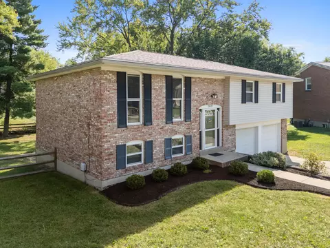 Exterior - 2610 Brookview Dr, Villa Hills, KY 41017 photo 5 of 6