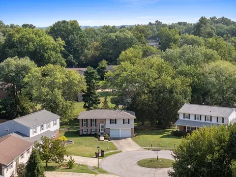 View/Area - 2610 Brookview Dr, Villa Hills, KY 41017 photo 2 of 3
