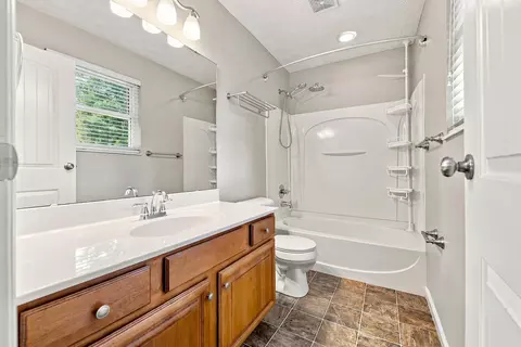 Bath - 2610 Brookview Dr, Villa Hills, KY 41017 photo 1 of 2