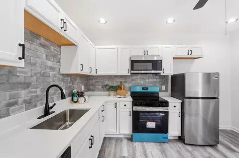 Kitchen - 1538 Nancy St, Covington, KY 41014 photo 3 of 3