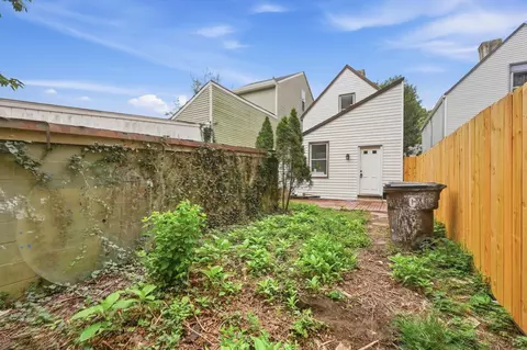 Exterior - 1538 Nancy St, Covington, KY 41014 photo 10 of 11