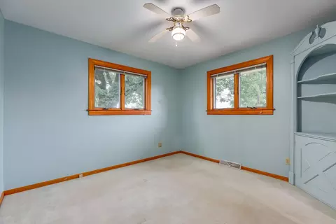 Bedroom - 752 Rogers Rd, Villa Hills, KY 41017 photo 3 of 6