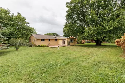 Exterior - 752 Rogers Rd, Villa Hills, KY 41017 photo 6 of 15
