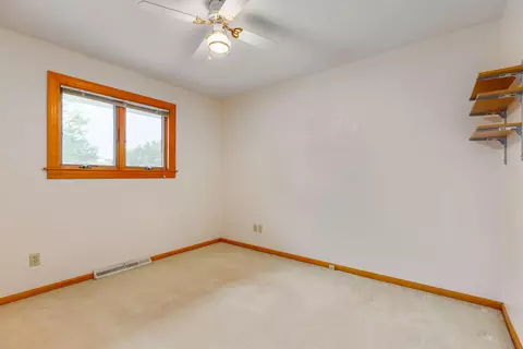 Bedroom - 752 Rogers Rd, Villa Hills, KY 41017 photo 1 of 6