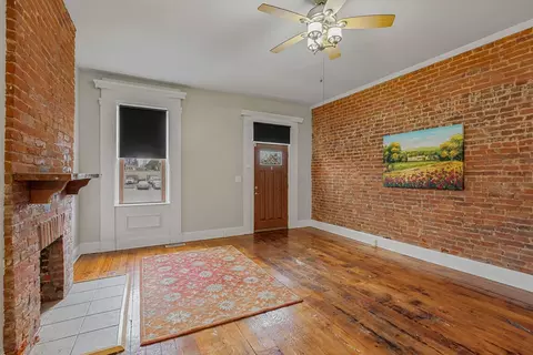 Living - 109 E 8th St, Covington, KY 41011 photo 2 of 5