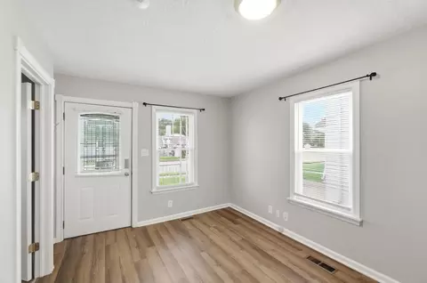 Entry Way - 843 Elm St, Ludlow, KY 41016 photo 1 of 3