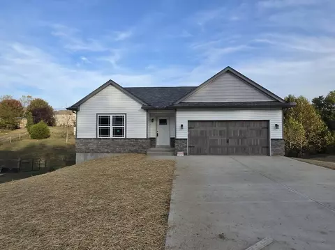 467 Eagle Creek Dr, Dry Ridge, KY 41035