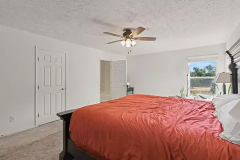 Bedroom - 2170 Algiers St, Union, KY 41091 photo 2 of 6