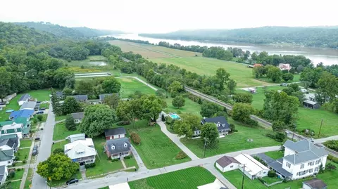 View/Area - 310 Williams St, Augusta, KY 41002 photo 5 of 10