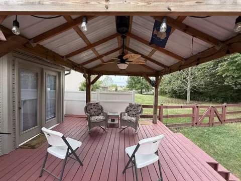 Exterior - 1027 Buddleia Ct, Florence, KY 41042 photo 6 of 10