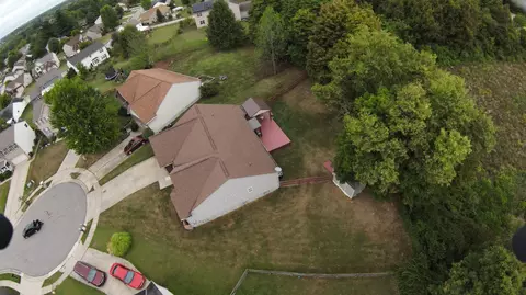 View/Area - 1027 Buddleia Ct, Florence, KY 41042 photo 3 of 7