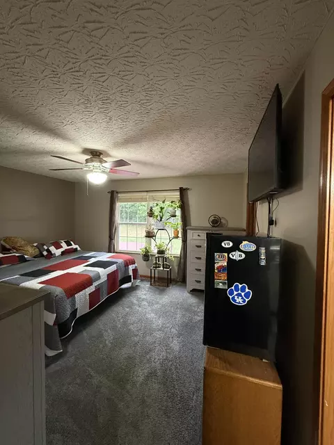Bedroom - 1027 Buddleia Ct, Florence, KY 41042 photo 1 of 2
