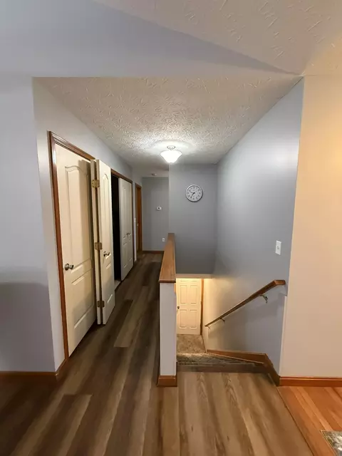 Entry Way - 1027 Buddleia Ct, Florence, KY 41042 photo 4 of 4