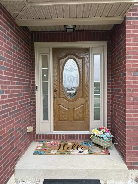 Entry Way - 1027 Buddleia Ct, Florence, KY 41042 photo 1 of 4