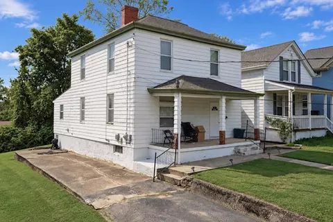 29 River Rd, Fort Thomas, KY 41075