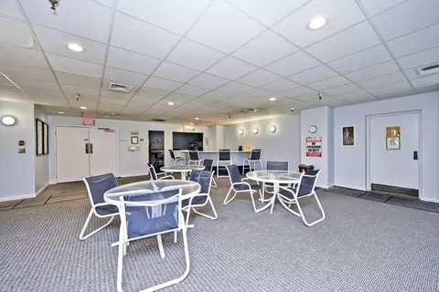 Dining - 323 E 2nd St #101, Covington, KY 41011 photo 1 of 1