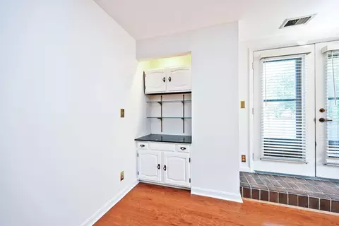 Other - 323 E 2nd St #101, Covington, KY 41011 photo 3 of 7