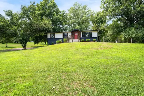 10321 Madonna Dr, Alexandria, KY 41001