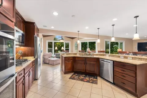 Kitchen - 11004 Paddock Dr, Walton, KY 41094 photo 1 of 5