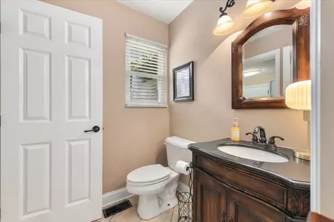 Bath - 11004 Paddock Dr, Walton, KY 41094 photo 1 of 8