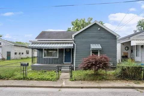 1418 Chester St, Maysville, KY 41056