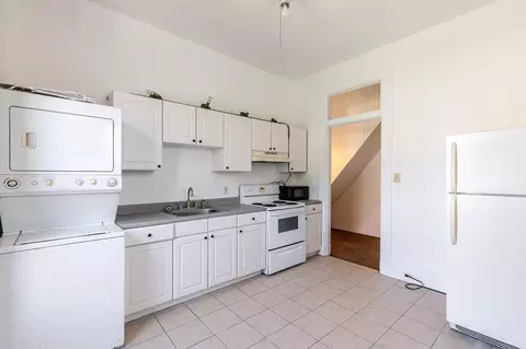 Kitchen - 730 Lewis St, Covington, KY 41011 photo 3 of 4