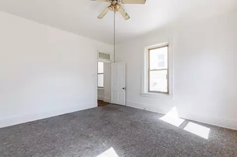 Bedroom - 730 Lewis St, Covington, KY 41011 photo 6 of 11