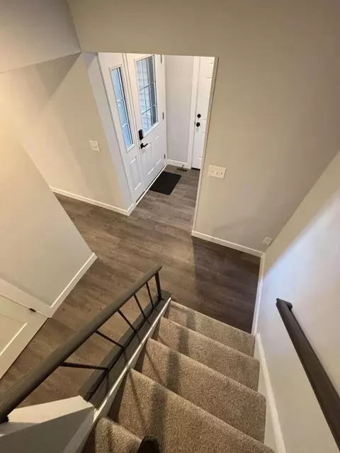 Entry Way - 2864 Cliffview Ct, Villa Hills, KY 41017 photo 2 of 9