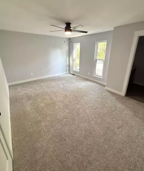 Bedroom - 2864 Cliffview Ct, Villa Hills, KY 41017 photo 2 of 7