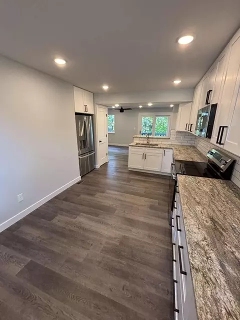 Kitchen - 2864 Cliffview Ct, Villa Hills, KY 41017 photo 2 of 6