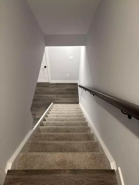 Entry Way - 2864 Cliffview Ct, Villa Hills, KY 41017 photo 5 of 9