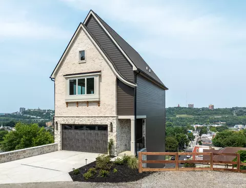 980 Walnut St, Dayton, KY 41074