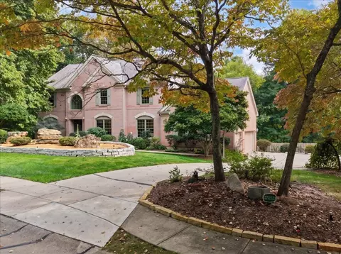 2 Raintree Dr, Melbourne, KY 41059