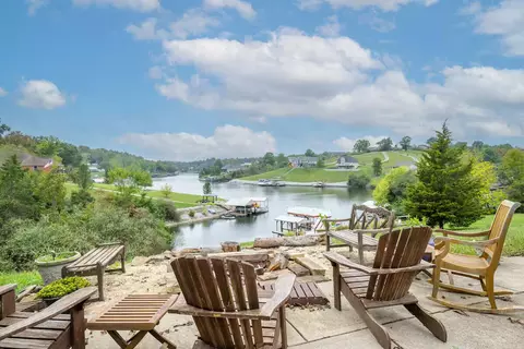 260 Summer Dr, Williamstown, KY 41097