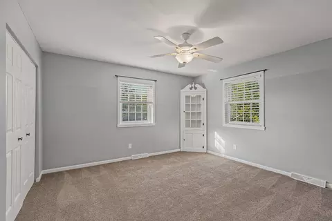 Bedroom - 566 Kinsella Dr, Edgewood, KY 41017 photo 3 of 3