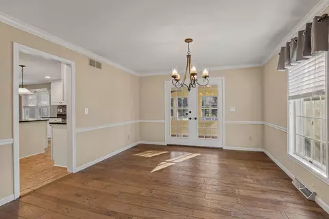 Dining - 566 Kinsella Dr, Edgewood, KY 41017 photo 1 of 1