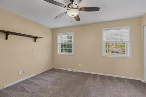 Bedroom - 566 Kinsella Dr, Edgewood, KY 41017 photo 2 of 3