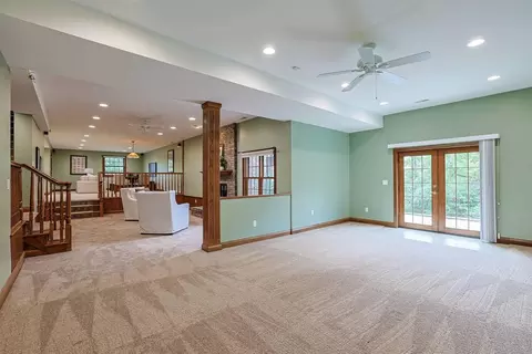 Living - 777 Abbotsbury Pl, Edgewood, KY 41017 photo 7 of 7