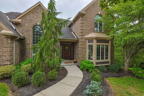 Exterior - 777 Abbotsbury Pl, Edgewood, KY 41017 photo 2 of 8