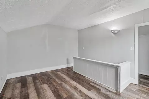 Entry Way - 1406 Scott St, Covington, KY 41011 photo 3 of 3