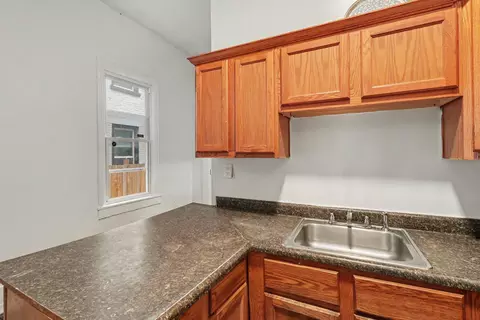 Kitchen - 1406 Scott St, Covington, KY 41011 photo 3 of 3