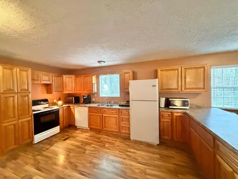 Kitchen - 9074 Middle Fork Wolf Creek Rd, Pilgrim, KY 41250 photo 1 of 4